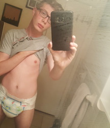 lots of diapers 5a86d2235298a.jpg