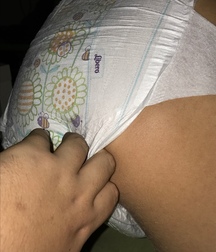 lots of diapers 5a86d22e0d93c.jpg
