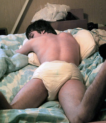 lots of diapers 5a86d3277dc93.jpg