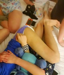 lots of diapers 5a86d33db8582.jpg