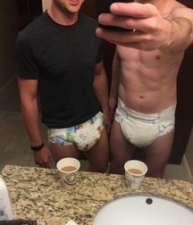 lots of diapers 5a86d3525664e.jpg
