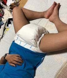 lots of diapers 5a86d37501d92.jpg