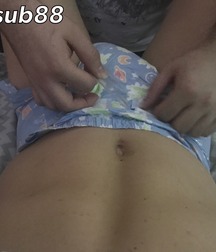 lots of diapers 5a86d38da2da9.jpg