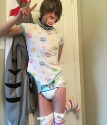 lots of diapers 5a86d397c2a3c.jpg
