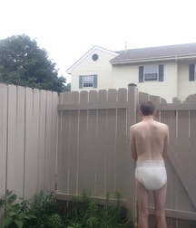 lots of diapers 5a86d3af25579.jpg