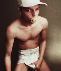 lots of diapers 5a86d3cc7aeed.jpg