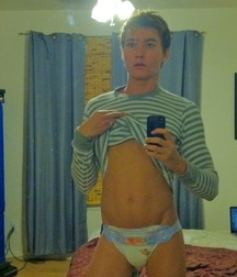 lots of diapers 5a86d4047b623.jpg