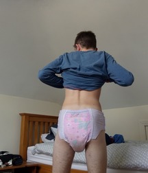 lots of diapers 5a86d412da641.jpg