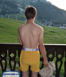 lots of diapers 5a86d41b88f23.jpg