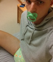 lots of diapers 5a86d4587d679.jpg