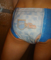 lots of diapers 5a86d4e2a874a.jpg