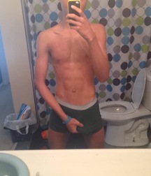 Uploaded by:zzgayboy 5b8eee767a670.jpg