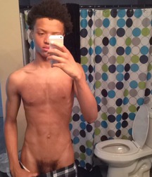 Uploaded by:zzgayboy 5b8eee89731d9.jpg