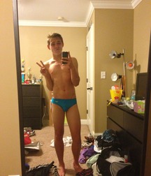 cute teens boys shirtless 5e1db5041a3b8.jpg