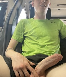 Beautiful smiler sharing a lovely cock boys porn 6297ffb11d75e.jpg