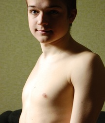 Artyom 5a22eedc8b498.jpg