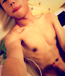 cute guys 5c57af74e95c8.jpg