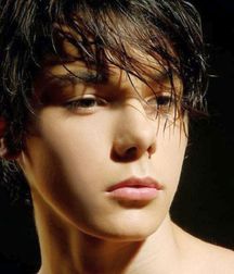 cute guys 5c57af7617ba8.jpg