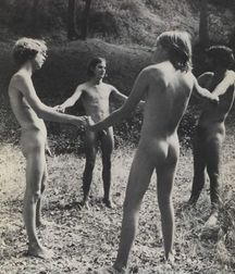 hot sexy boys pics and gifs 5a2ffc9f25bb9.jpg