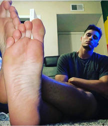 Feet Boys 2 5cdedae1e950b.jpg