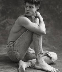 Feet Boys 2 5cdedae4b5477.jpg