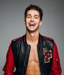 JIMMYS HOTTIES 1 5a3c4ff7e5c41.jpg