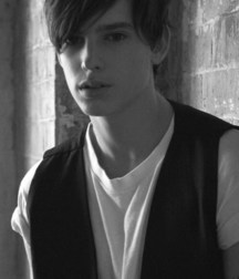 Absolutely hot... 5a71354733dae.jpg
