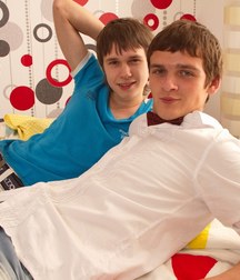 Johnny & Danny 5a3223200bac7.jpg