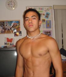 Shirtless hotties 5b3e4c310862b.jpg