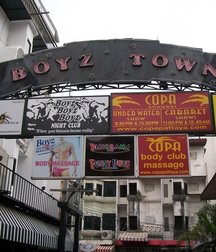 Thai GoGo Boys (24 pics) 5a748b30a69e0.jpg