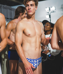 Superbly Stunning Succulently Sensual Splendidly Sexy Lads04 5a3da2d11398c.jpg