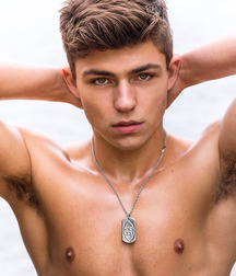 Superbly Stunning Succulently Sensual Splendidly Sexy Lads13 5a461939c8f7c.jpg