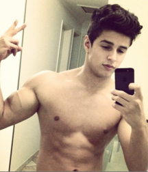 Superbly Stunning Succulently Sensual Splendidly Sexy Lads13 5a4619a03ceed.png