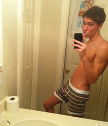 Everyday Boys in the Hood Gay Tube 60b1aaaa92023.jpg