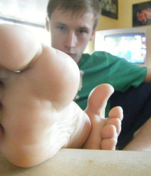 Boyfeet 5a49580693bc8.jpg