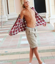 Just Goergous 2 5a6d1ef42f38f.jpg