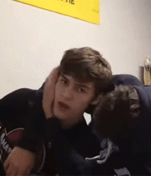 Candy17 5b9eb1b78a6a0.gif