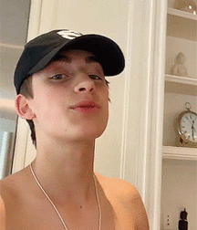 Candy38 5da33a66071c6.gif