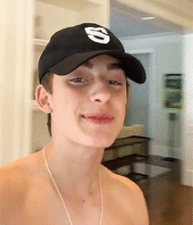 Candy38 5da33a69ae968.gif