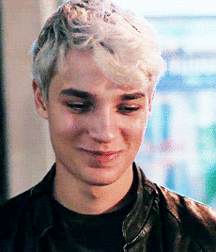 Candy42 5de30cf3c33c6.gif