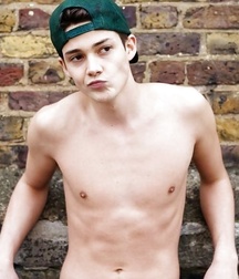 Candy46 boy tube 5e08c4bce58dc.jpg