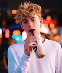Candy46 boy tube 5e08c55cc0ebb.jpg