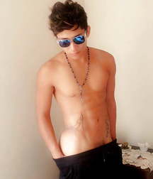 Candy48 boy tube 5e0e9926a51ba.jpg