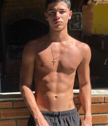 Gay Shirtless Tube Eye Candy 473 twink boy porn