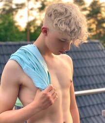 Gay Tube Eye Candy 536 twink boy porn GayBoysTube