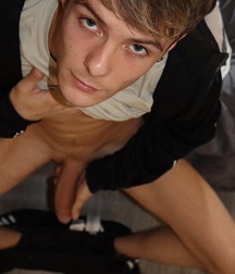 Eye Candy teens twink boys gay porn 613e0abd4e03e.jpg