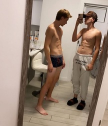 Eye Candy Ripped Bodies twink boys porn 617021b4e7249.jpg
