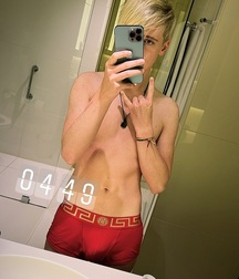 Hot Action Eye Candy Dream twink boys porn game 618809d7d6efe.jpg