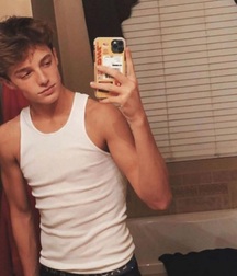 Spread Hot Action Eye Candy gay twink boy porn 6197c238408fb.jpg