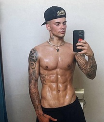 Twitch Hot Action Eye Candy twink boys porn 619a789ab116f.jpg